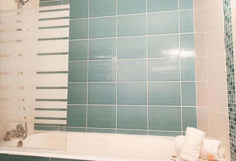 تختخواب و صبحانه Chalet Hôtel Les Blancs