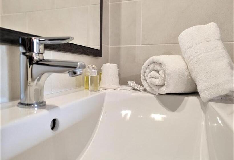 تختخواب و صبحانه Chalet Hôtel Les Blancs