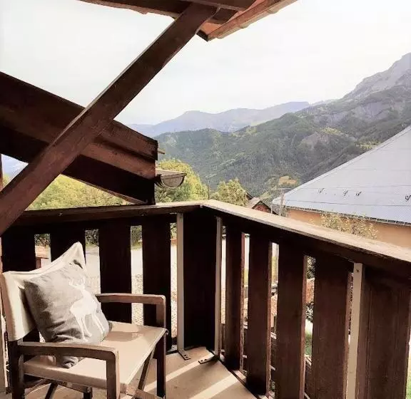 تختخواب و صبحانه Chalet Hôtel Les Blancs