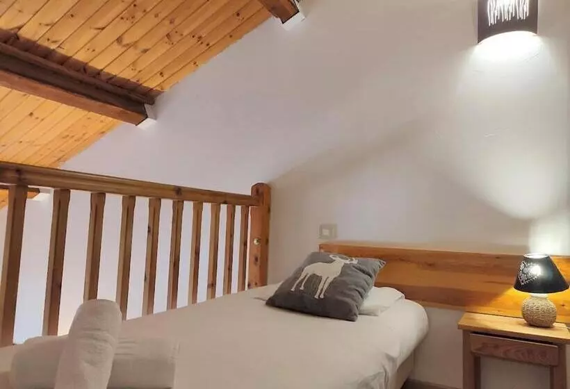 تختخواب و صبحانه Chalet Hôtel Les Blancs