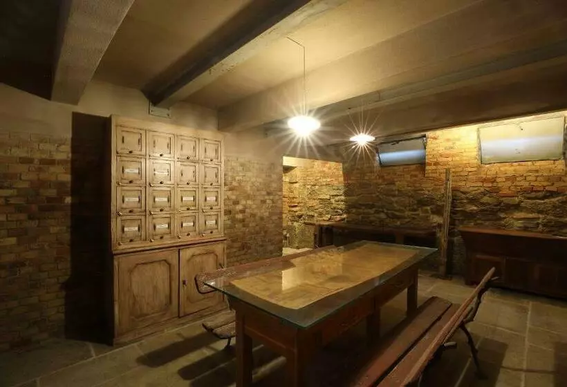 تختخواب و صبحانه Locanda Dell' Orso Bevitore