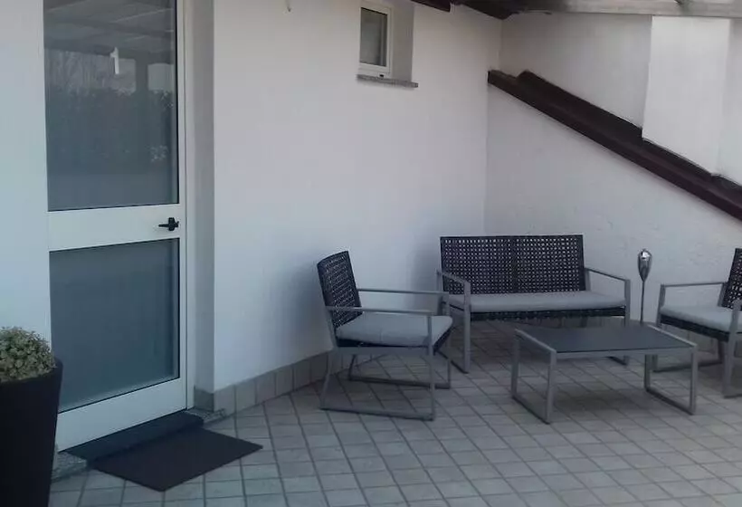 Bert Hotel