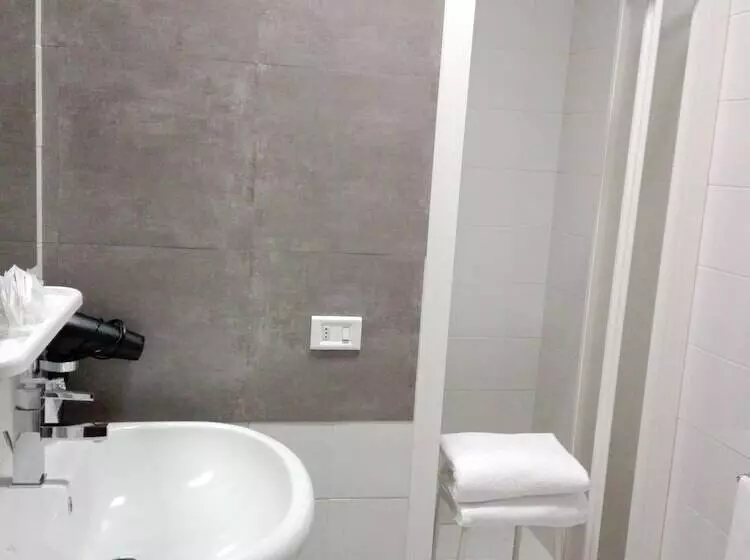 Bert Hotel