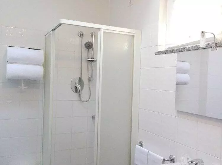 Bert Hotel