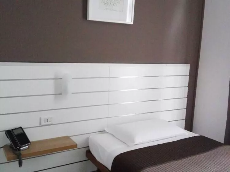 Bert Hotel