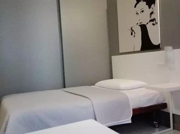 Bert Hotel