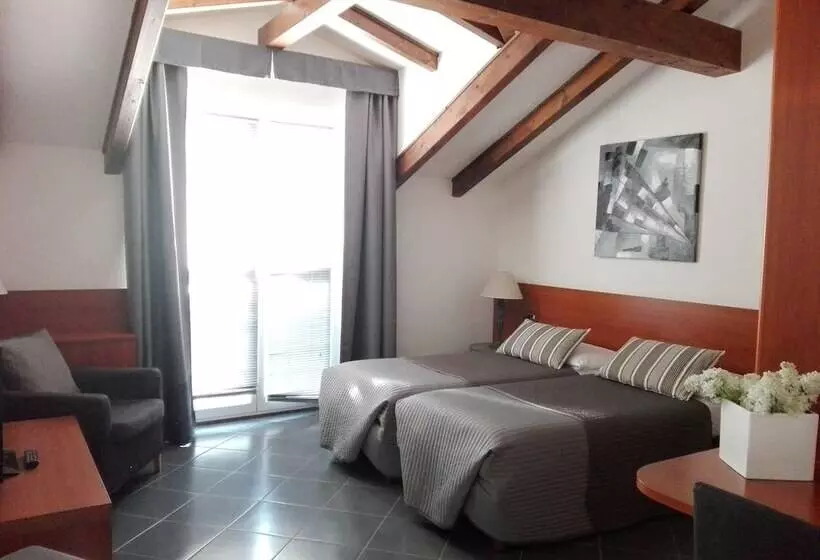 Bert Hotel