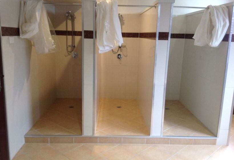 בית מלון כפרי Derwent Valley Resort