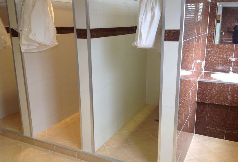 בית מלון כפרי Derwent Valley Resort