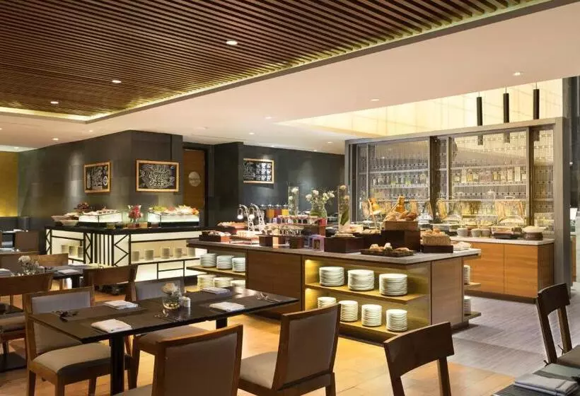ホテル Four Points By Sheraton Jakarta Thamrin