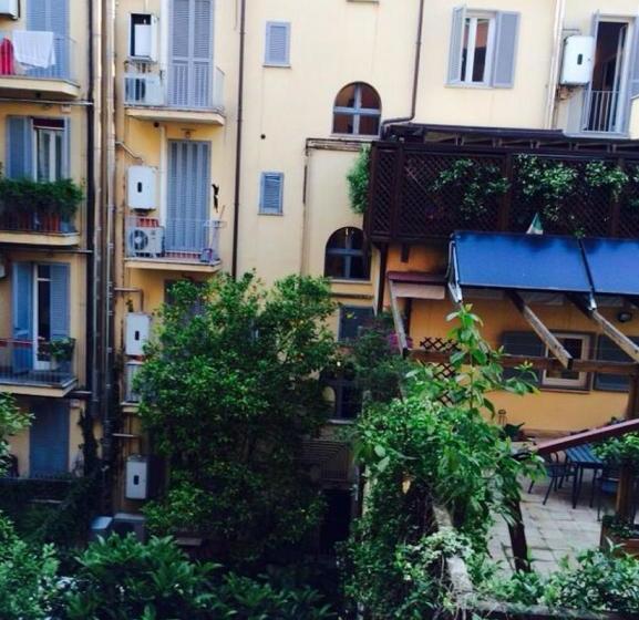 هتل Gladiator's House