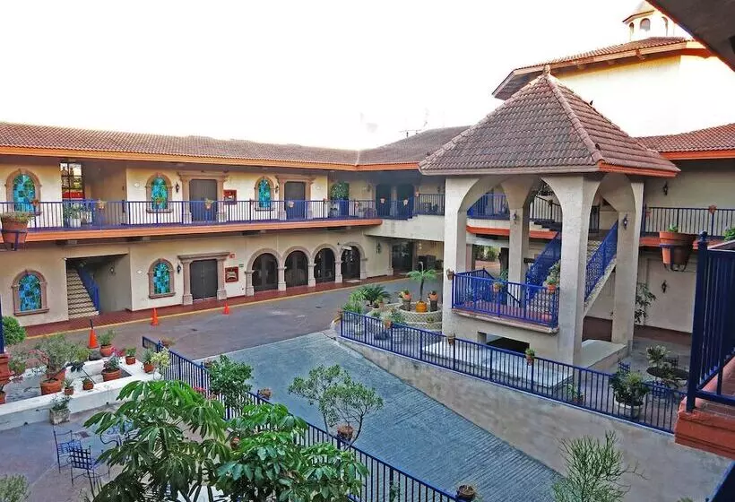ホテル Hacienda
