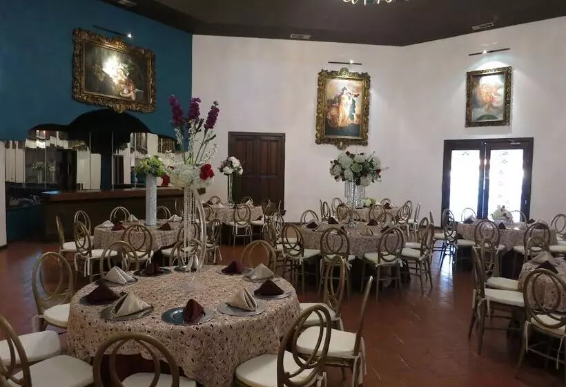 ホテル Hacienda