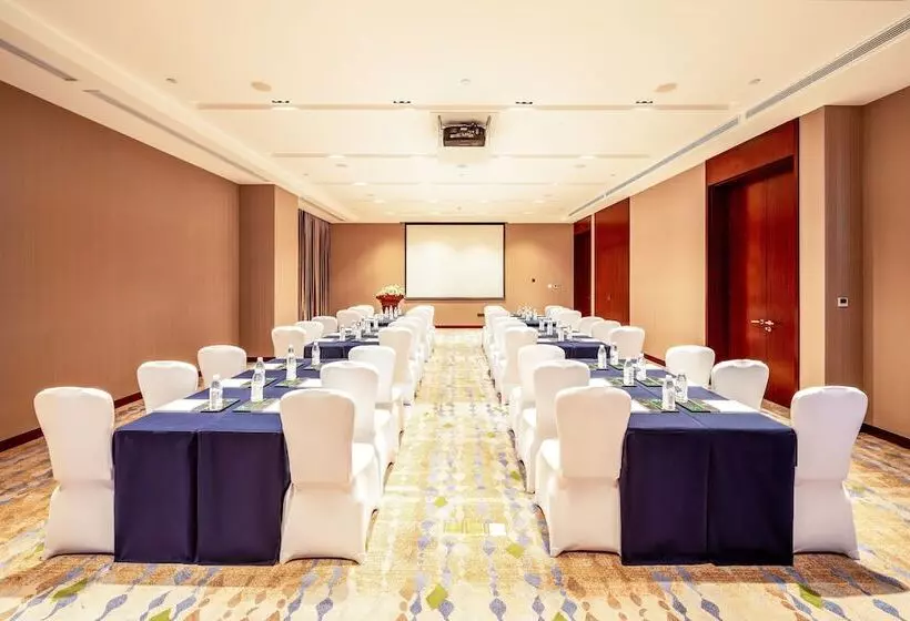 ホテル Holiday Inn Neijiang Riverside, An Ihg