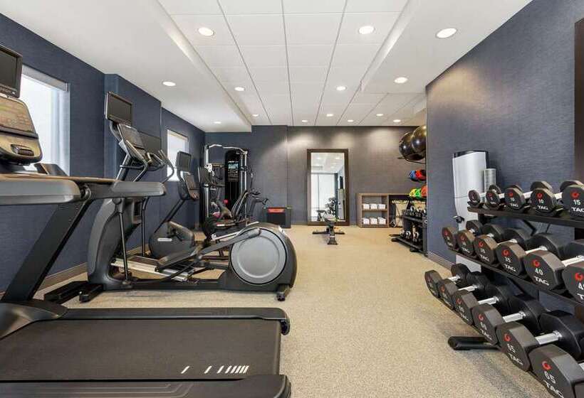 Отель Home2 Suites By Hilton York