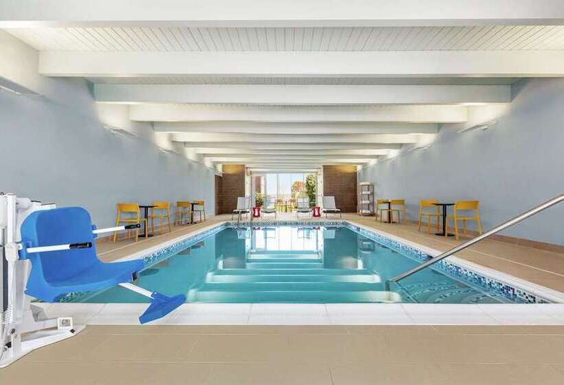 Отель Home2 Suites By Hilton York