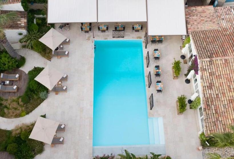 فندق La Bastide Des Salins