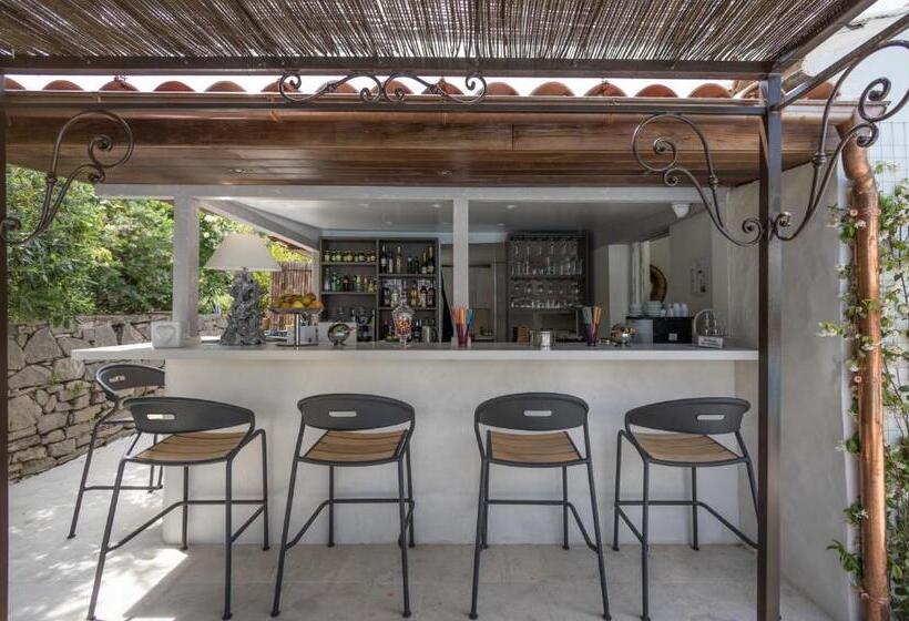 فندق La Bastide Des Salins