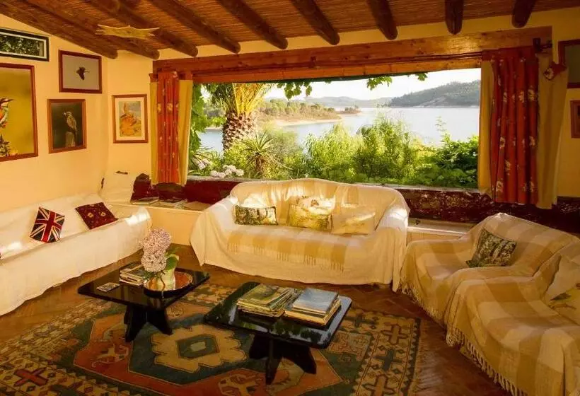 Hotelli Paradise In Portugal