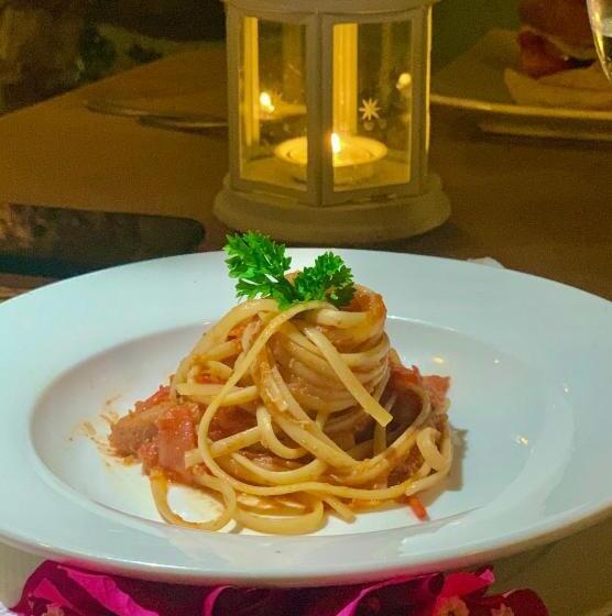 בית מלון כפרי Samaki Lodge