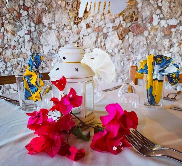 בית מלון כפרי Samaki Lodge