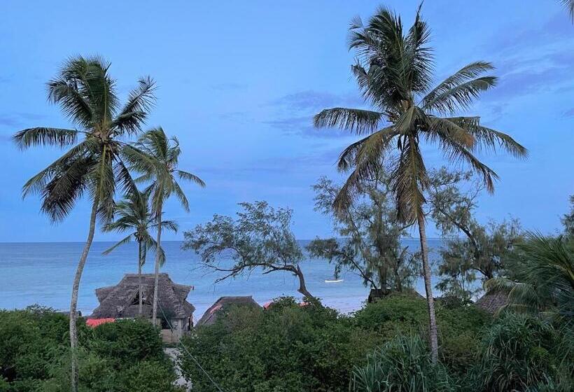 בית מלון כפרי Samaki Lodge