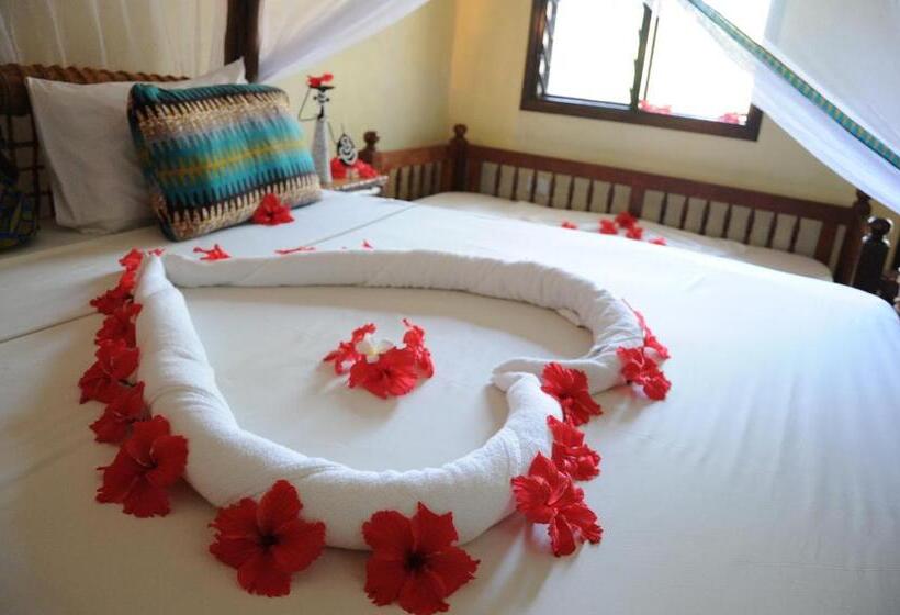 בית מלון כפרי Samaki Lodge