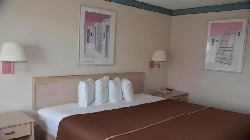 בית מלון כפרי Travelodge by Wyndham Gallup