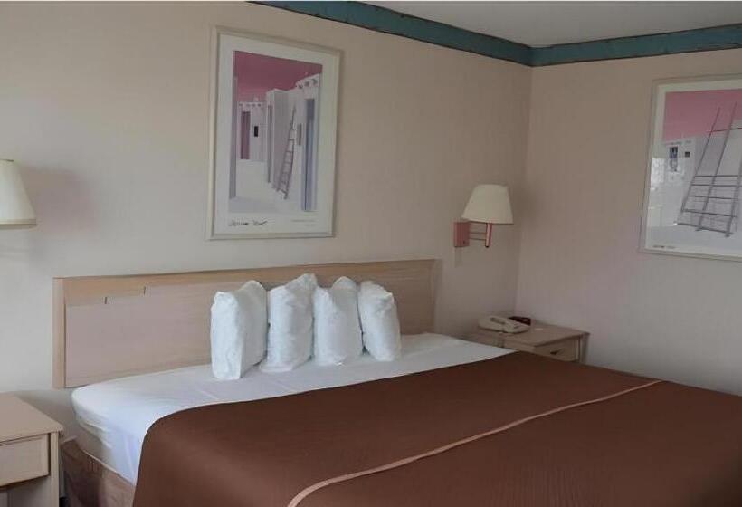 בית מלון כפרי Travelodge by Wyndham Gallup