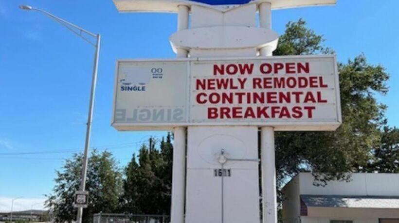 בית מלון כפרי Travelodge by Wyndham Gallup