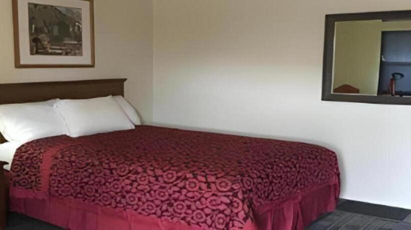 בית מלון כפרי Travelodge by Wyndham Gallup