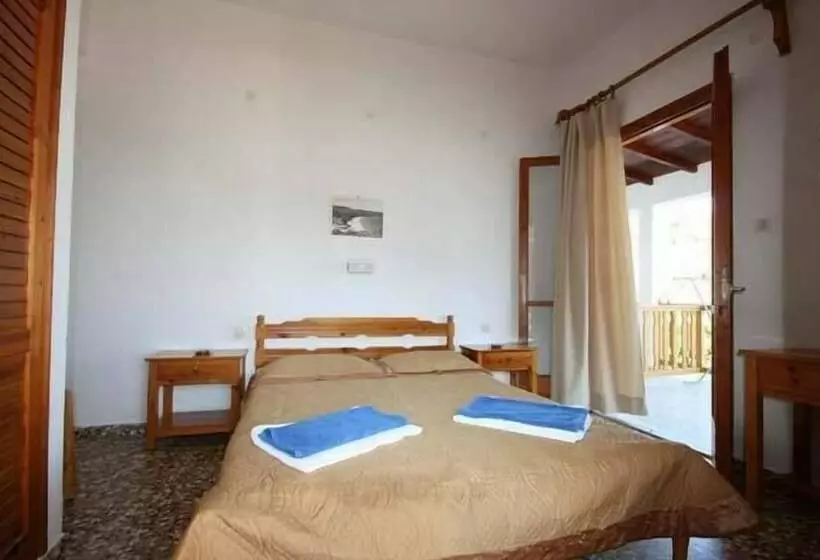 هتل Villa Meroulas
