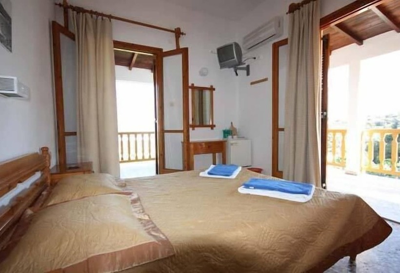 בית מלון כפרי Villa Meroulas