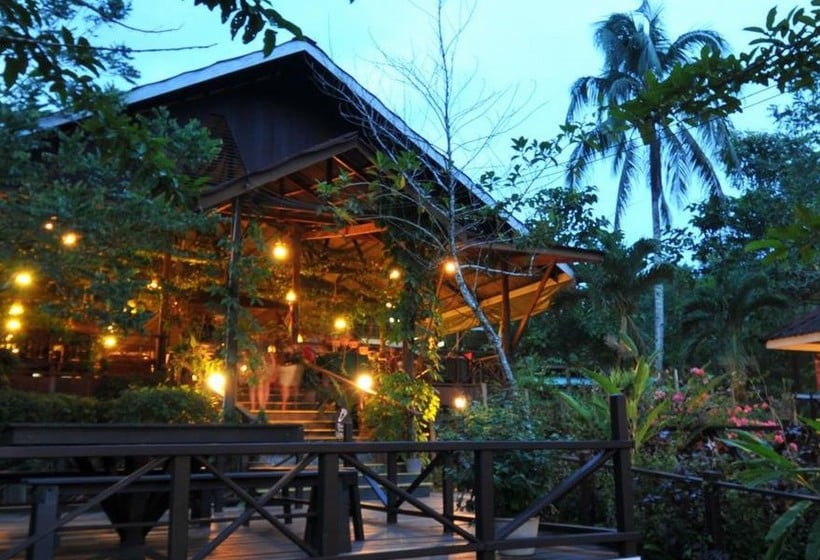 Kinabatangan Riverside Lodge