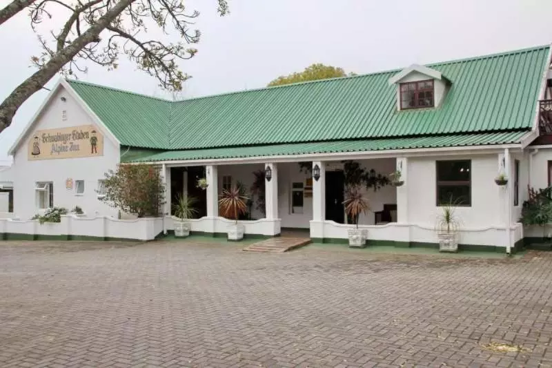 Majatalo Alpine Inn