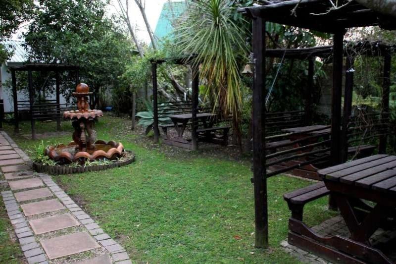 פנסיון Alpine Inn