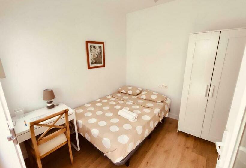 فندق صغير Alojamiento Nevada