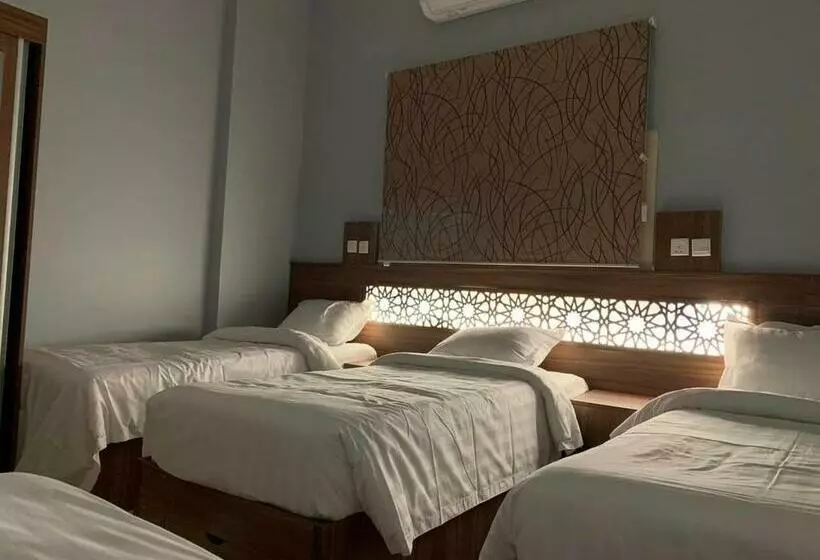 Aya Hostel