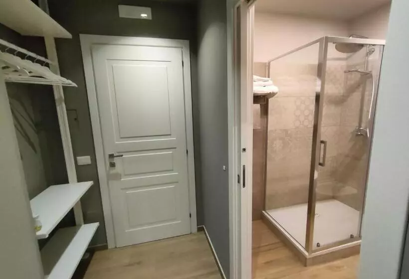 ペンション Chiarina Rooms