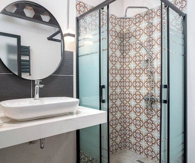 Urban Quarters   Büklü Han