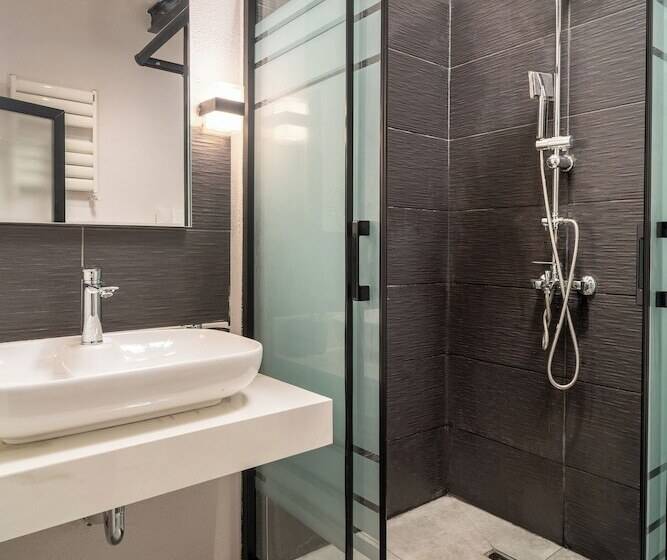 Urban Quarters   Büklü Han