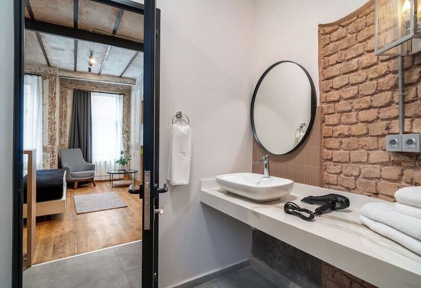 Urban Quarters   Büklü Han