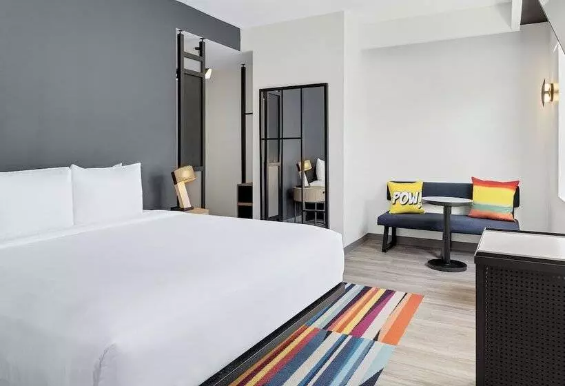 هتل Aloft Santo Domingo Piantini