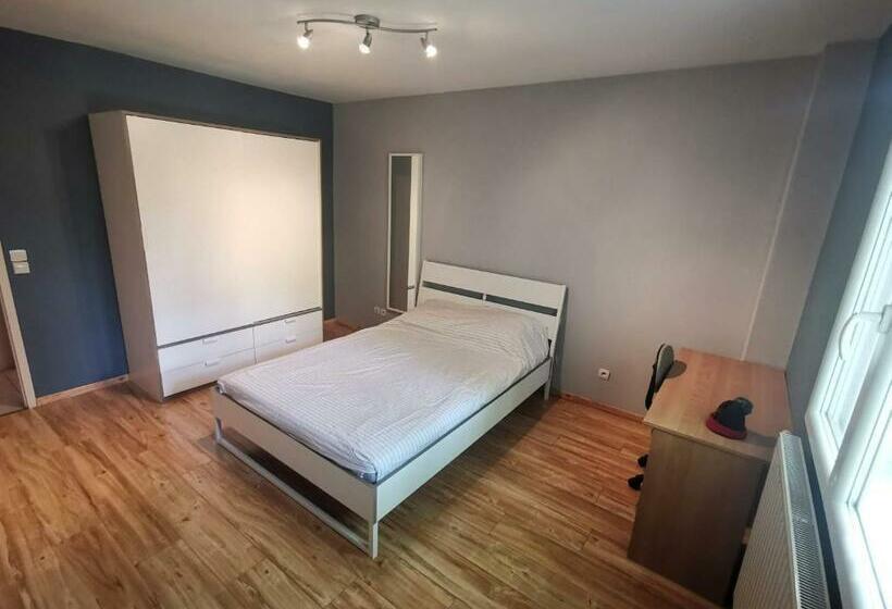 مبيت وإفطار Chambre D Hôte Dans Une Maison Avec Parking Privée