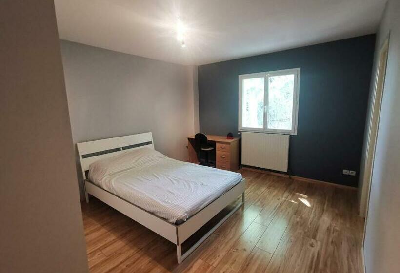 مبيت وإفطار Chambre D Hôte Dans Une Maison Avec Parking Privée