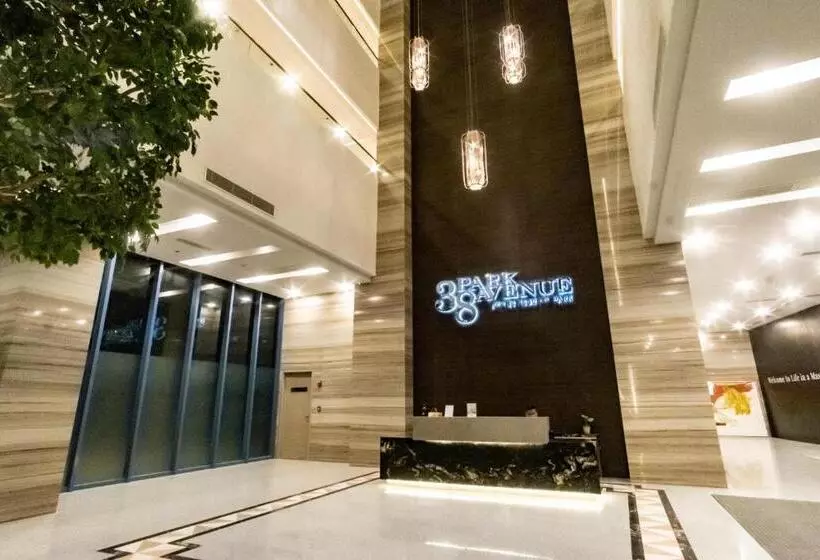 Vibrant Cozy Studio Unit In It Park