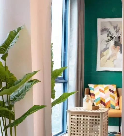 Vibrant Cozy Studio Unit In It Park