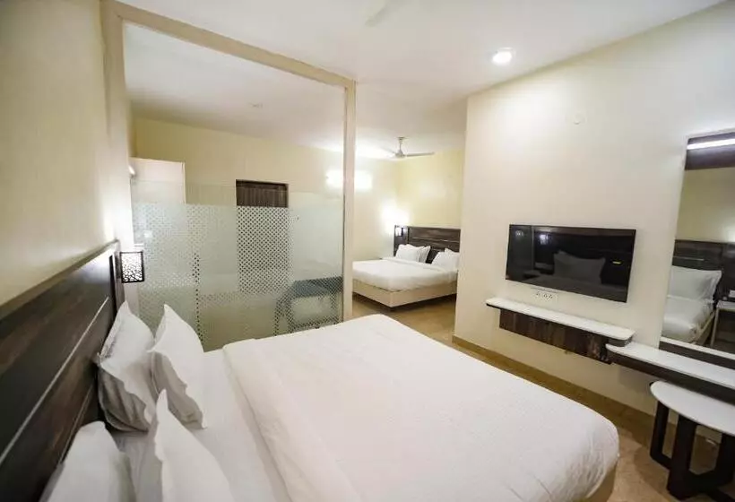 ホテル Avenue 11 Premium Stays Madurai