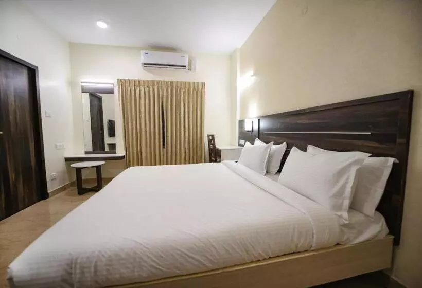 ホテル Avenue 11 Premium Stays Madurai