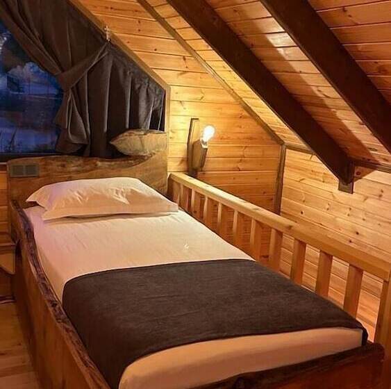 酒店 Kral Dağ Evleri